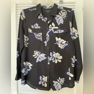 Banana Republic Black with bold Blue White Floral Dillon  Shirt XL like new
